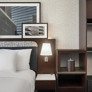 Queen Room Mobility accessible